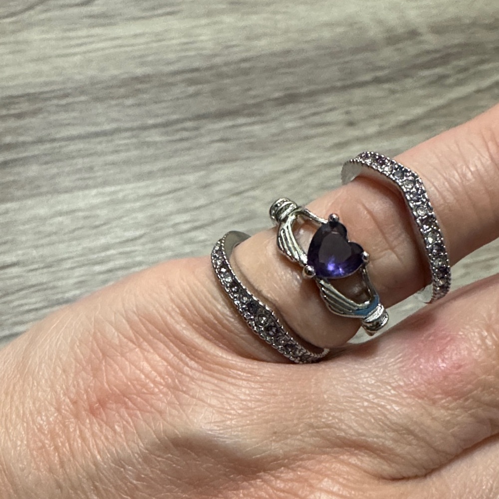 3-pc Elegant Silver and Purple Heart Ring Set size 5